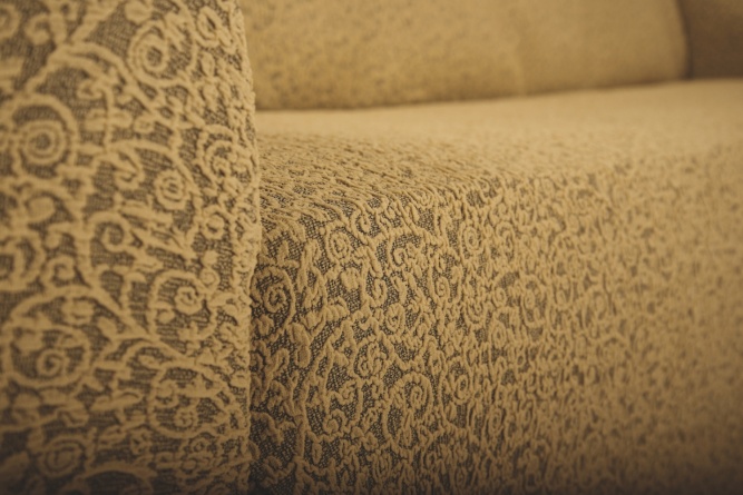 Чехол на трёхместный диван без оборки Venera "Жаккард", цвет светло-коричневый фото 5
