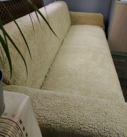 Чехол на трёхместный диван плюшевый Venera, цвет светло-бежевый фото 9