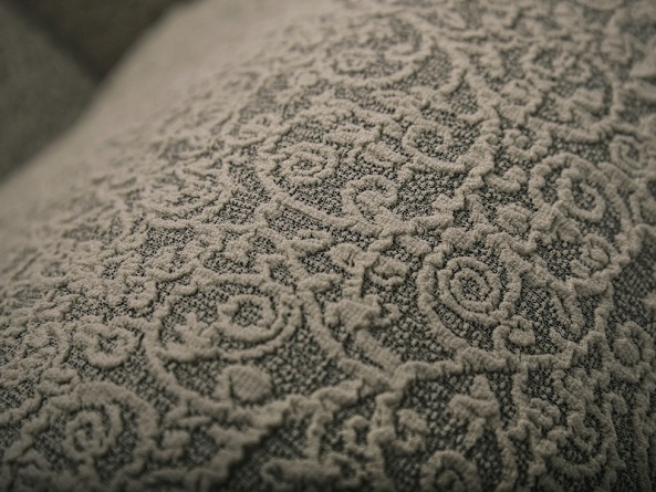 Чехол на угловой диван с оборкой Venera "Жаккард", цвет бежевый фото 2