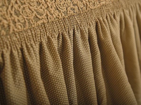 Комплект чехлов на угловой диван и кресло с оборкой Venera "Жаккард", цвет светло-коричневый фото 4
