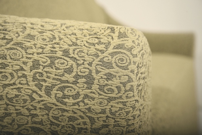 Чехол на угловой диван с оборкой Venera "Жаккард", цвет тёмно-бежевый фото 3