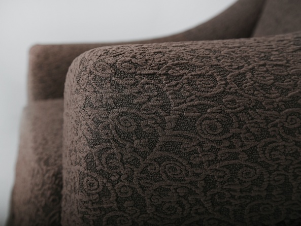 Комплект чехлов на угловой диван и кресло с оборкой Venera "Жаккард", цвет коричневый фото 3