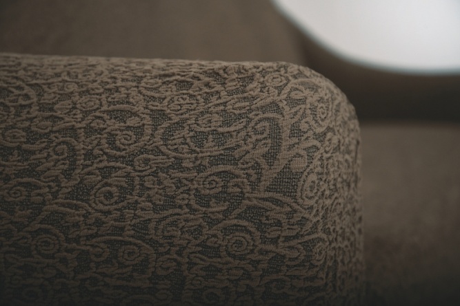 Комплект чехлов на трехместный диван и кресла Venera "Жаккард", цвет коричневый, 3 предмета фото 10