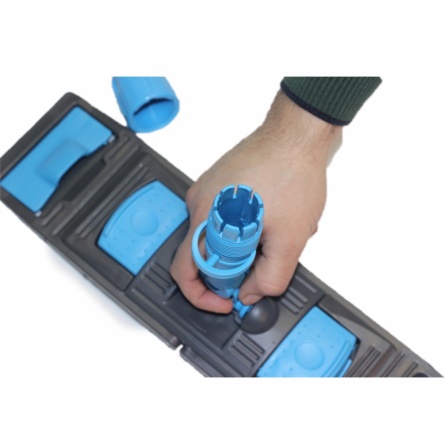 Держатель мопа (флаундер) универсальный, 50х13 см, пластик, синий фото 6
